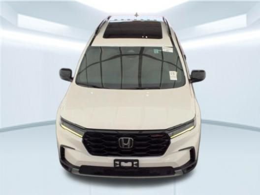 Used 2023  Honda TrailSport image 2