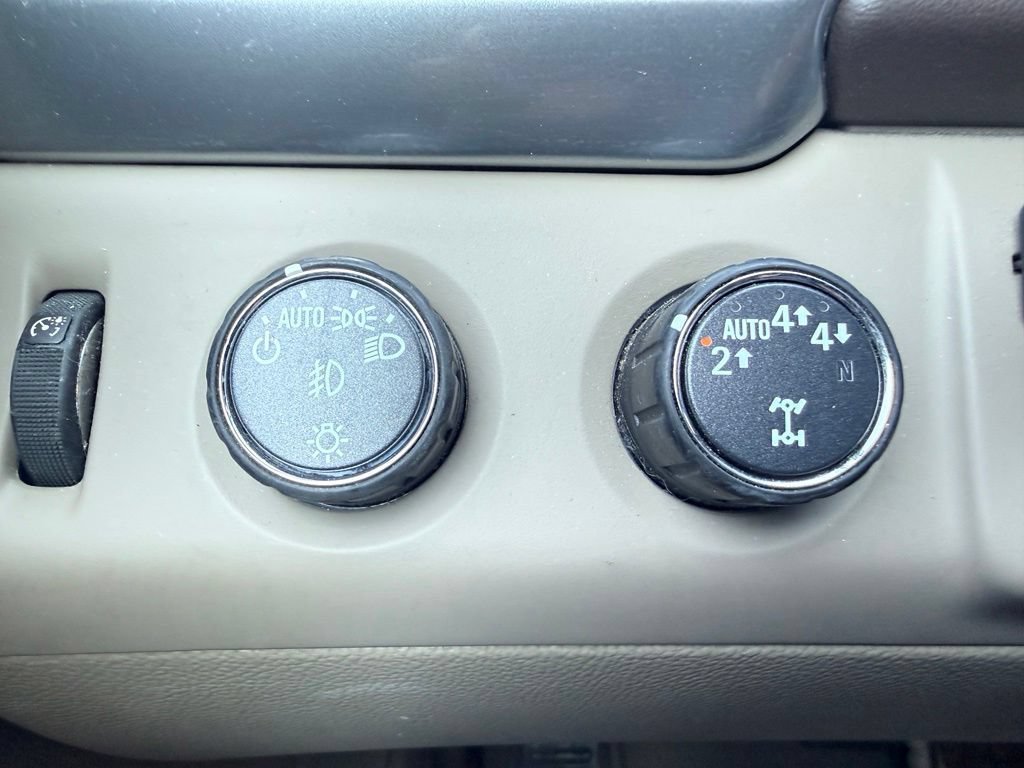 Used 2020 SUMMIT WHITE Chevrolet Premier image 6