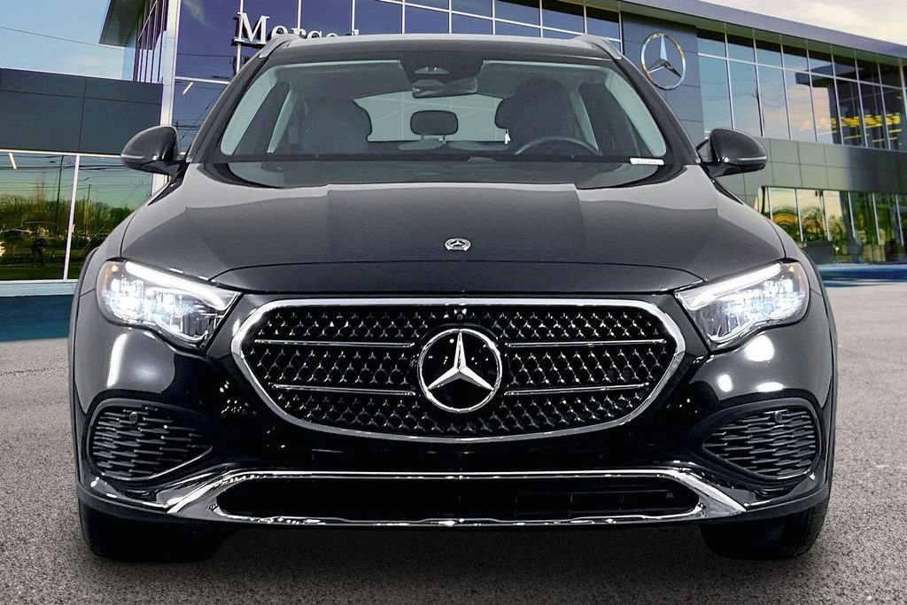 2024 Mercedes-Benz E-Class E450 All-Terrain - Photo 3