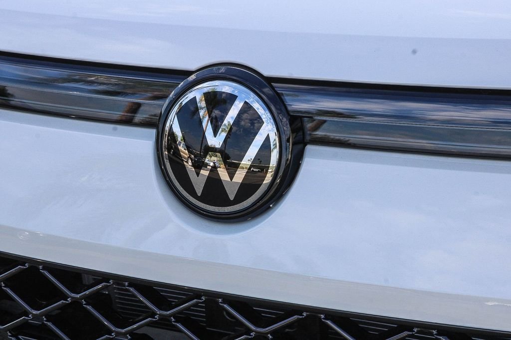 New 2026 White Volkswagen SE R-Line Black image 5