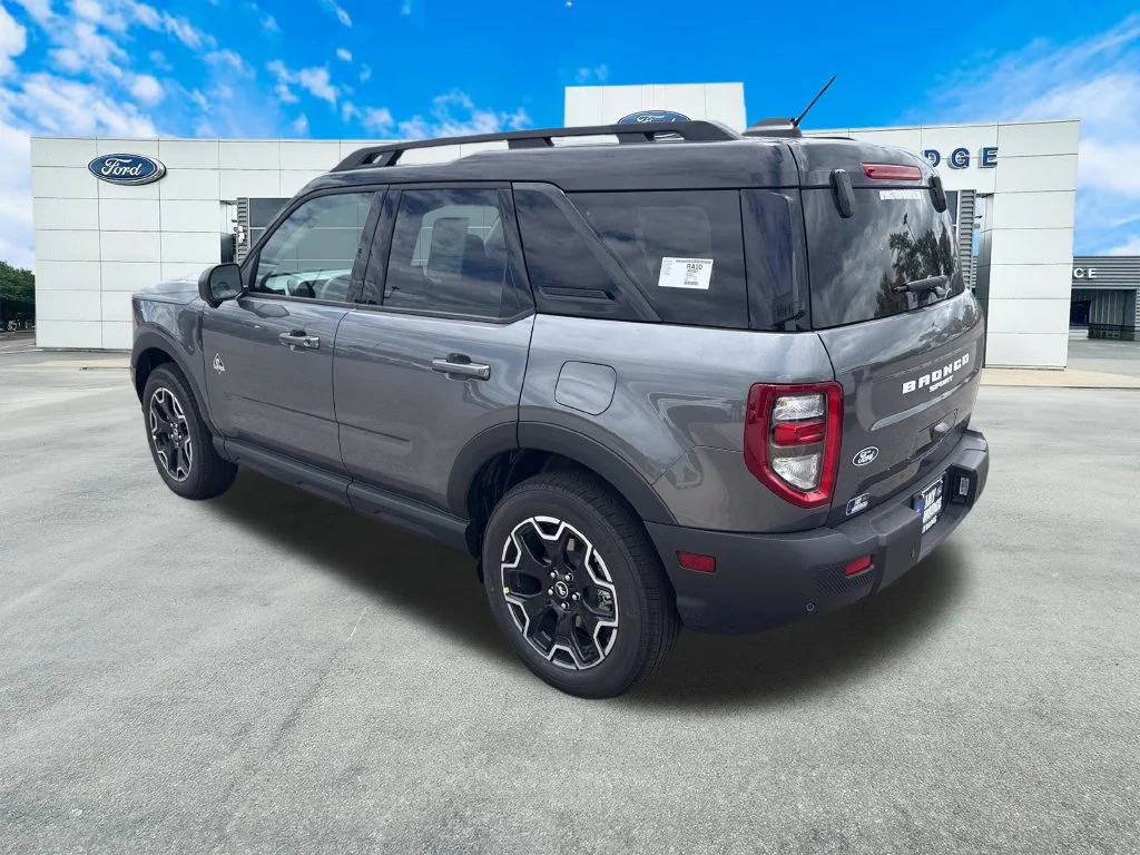 New 2026 Carbonized Gray Metallic Ford Outer Banks® image 4