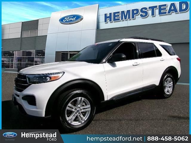 2023 Ford Explorer XLT 4WD's photo