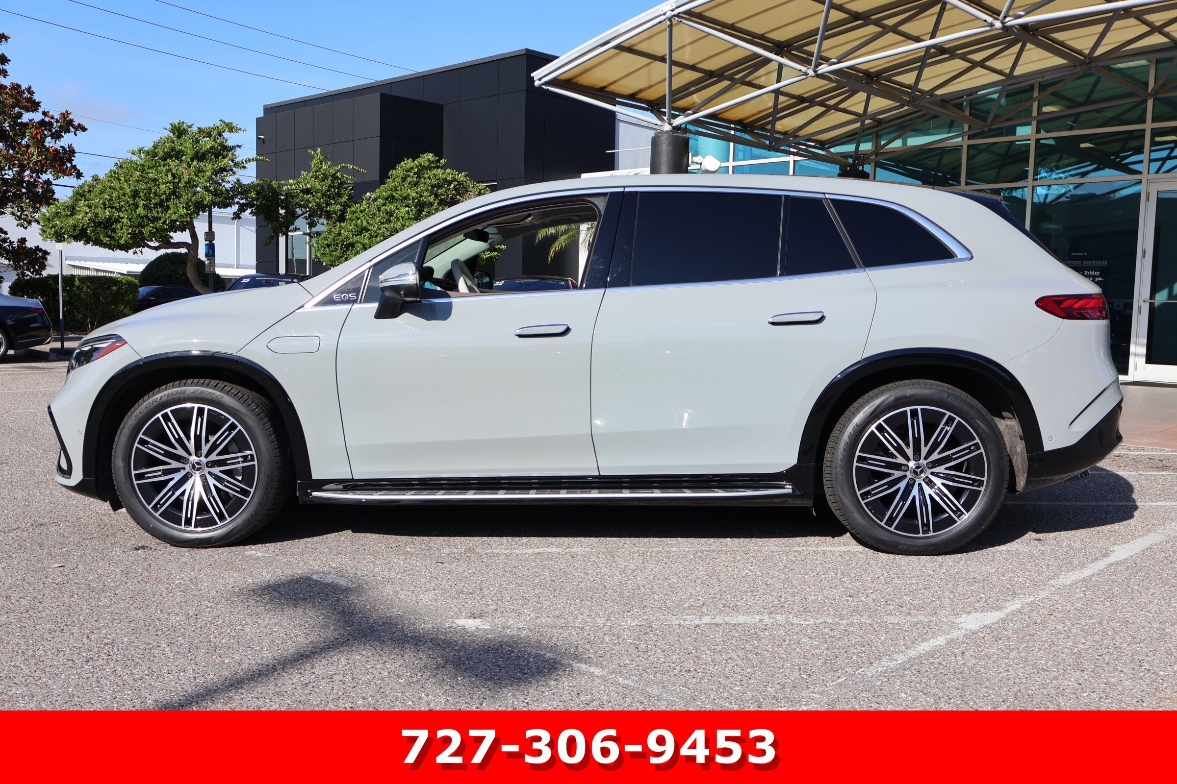 Certified Used 2023 MANUFAKTUR Alpine Gray Mercedes-Benz EQS 580 image 6