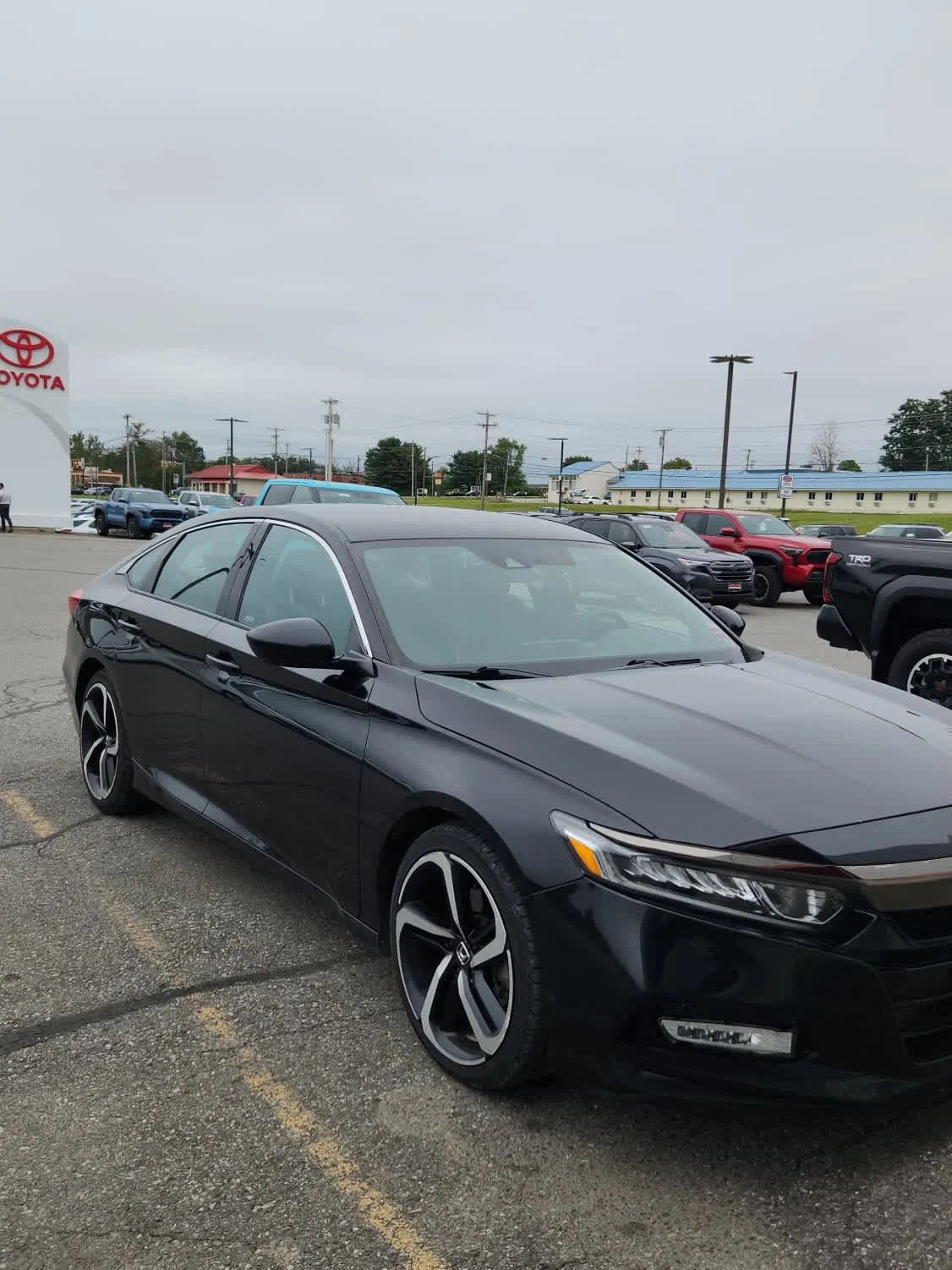 Used 2018 Honda Accord Sport with VIN 1HGCV1F3XJA059401 for sale in Waterville, ME