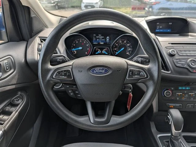 Used 2018 Lightning Blue Metallic Ford SE image 14