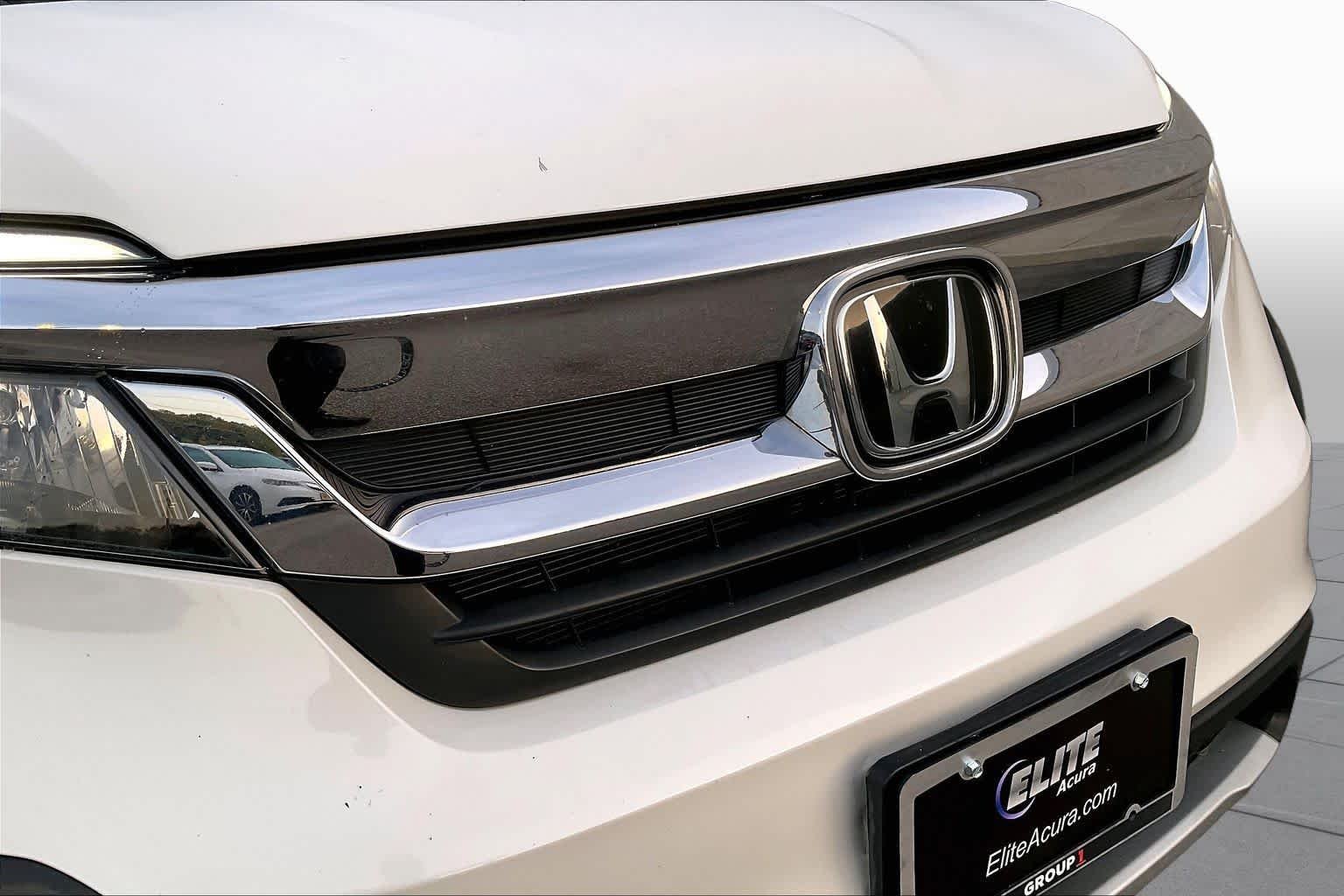 Used 2021 Platinum White Pearl Honda EX-L image 31