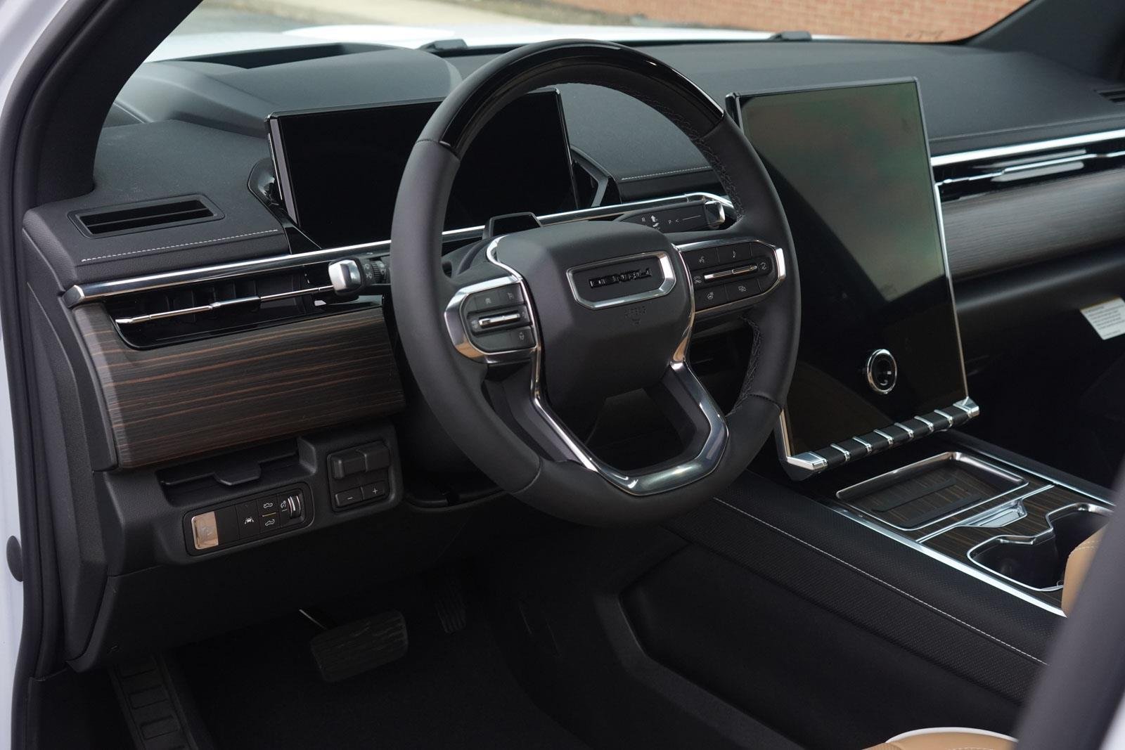 New 2026 Glacier White Tricoat GMC Denali Standard Range image 26