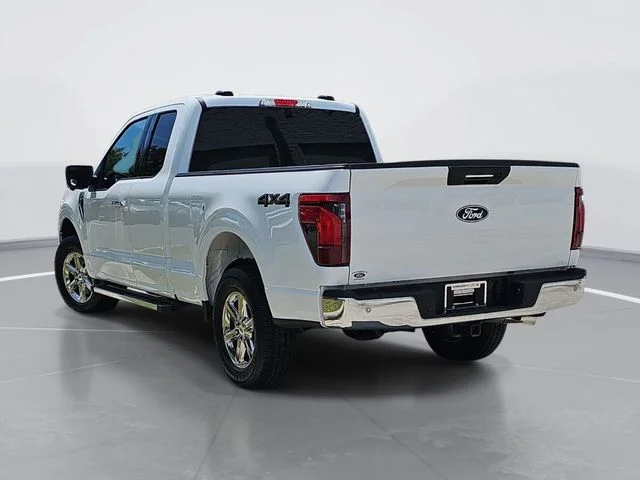 Used 2024 White Ford XLT image 5