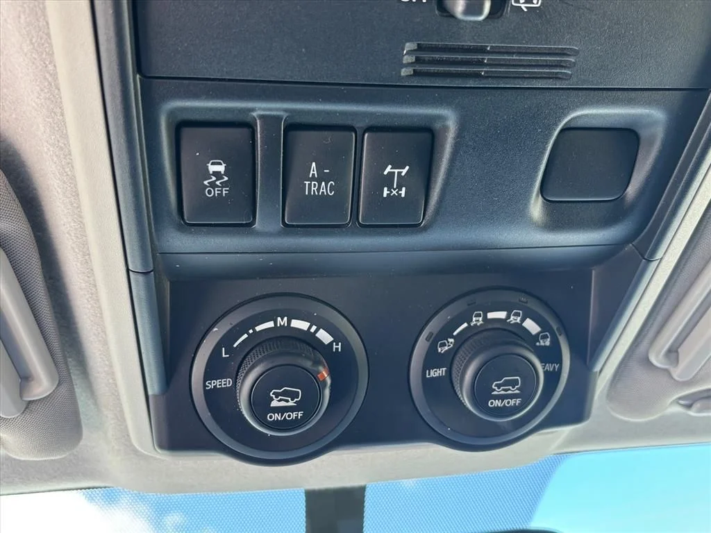 Used 2018 Silver Toyota TRD Off-Road image 19