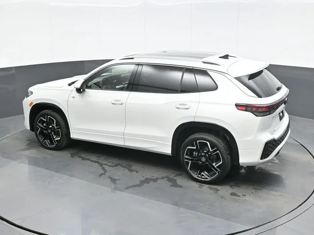 New 2026 White Volkswagen 2.0T SEL R-Line Turbo image 11