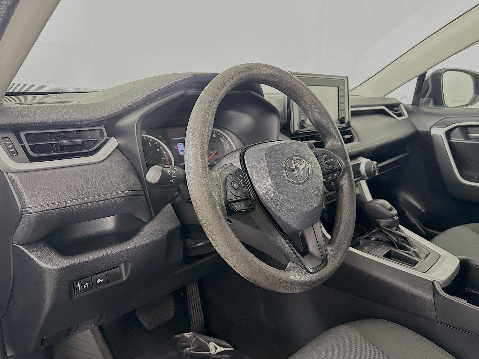 Used 2022 Midnight Black Metallic Toyota XLE image 13