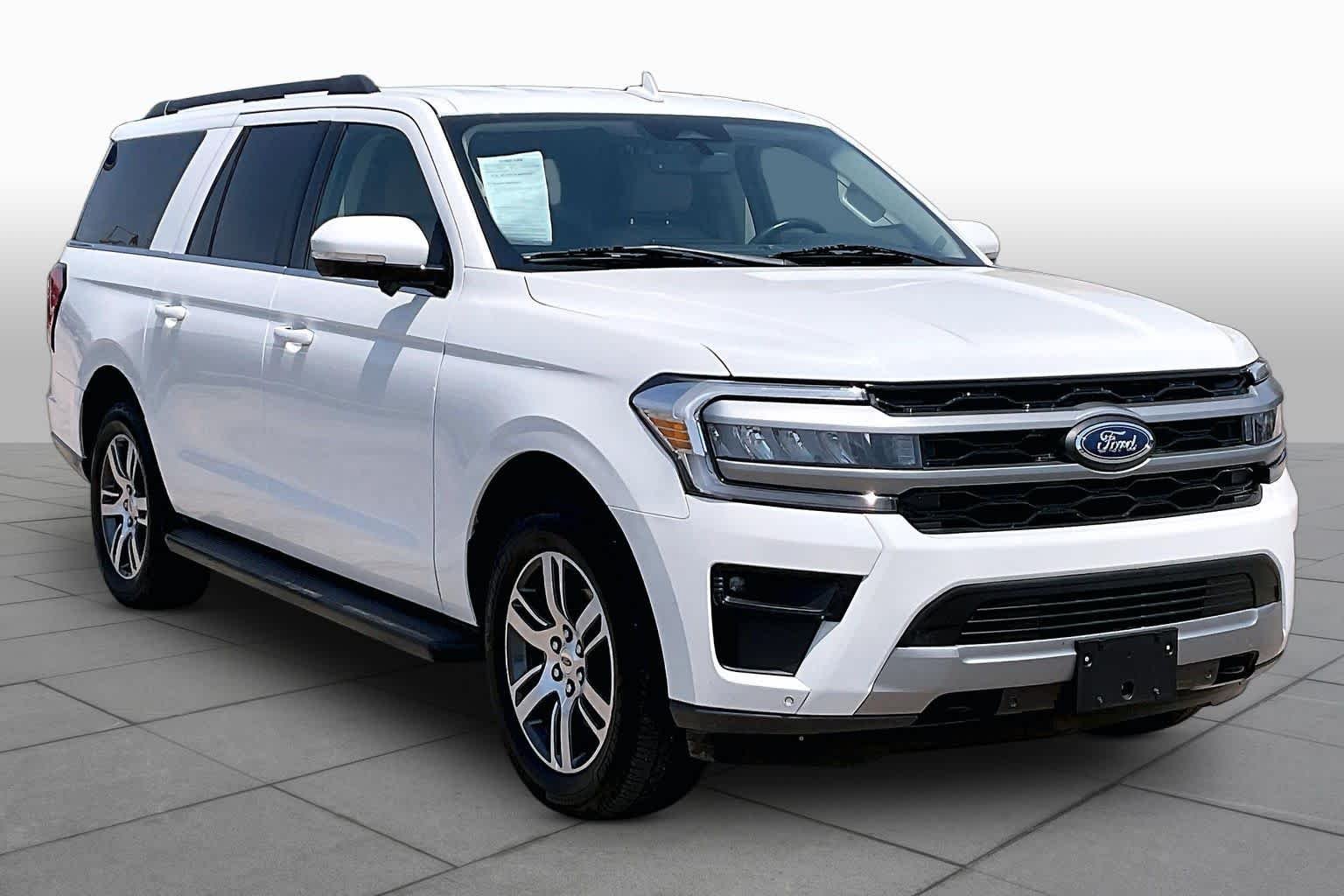 Used 2024 Star White Metallic Tri-Coat Ford XLT image 2