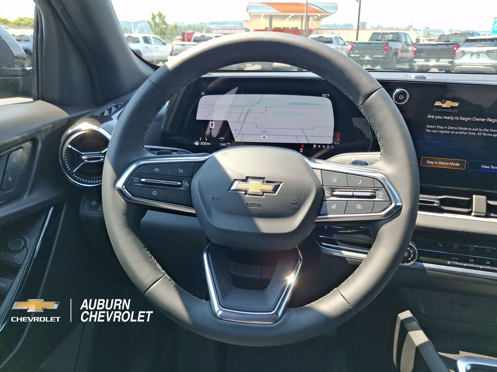 2027 Chevrolet Equinox LT - Photo 10