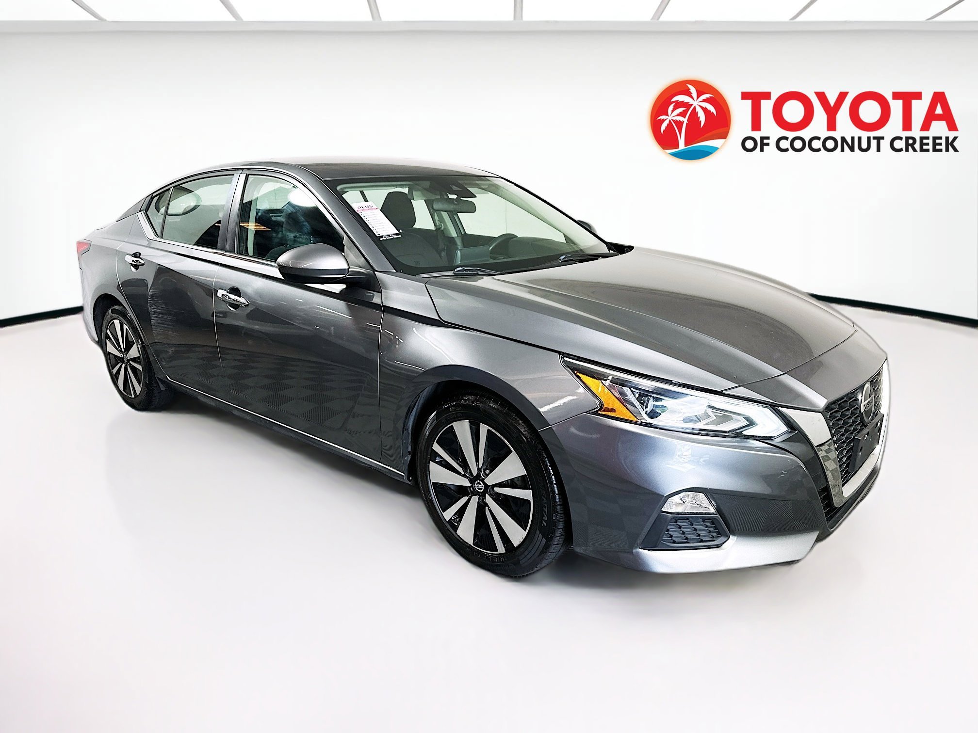 2021 Nissan Altima thumbnail 4