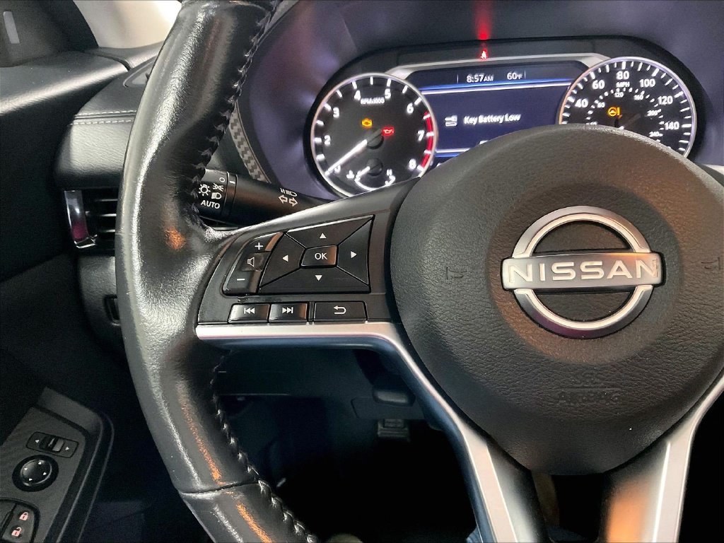 Used 2024 White Nissan SV image 22