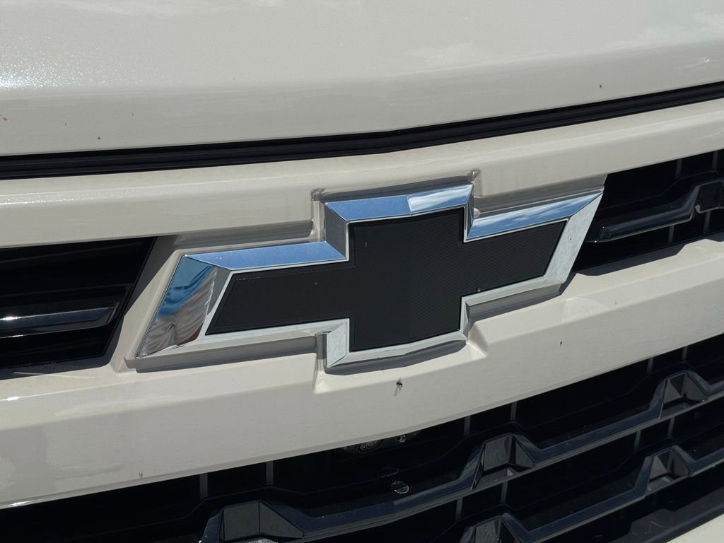 New 2026 White Sands Chevrolet RST image 8