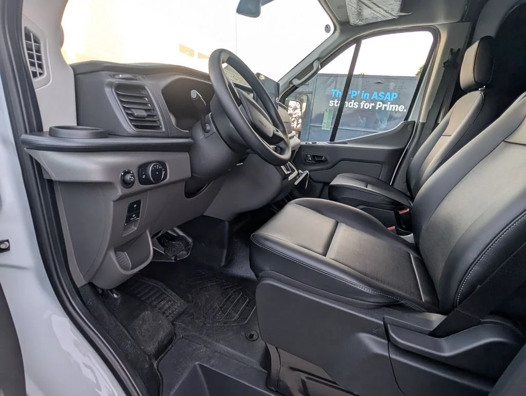 New 2026 Oxford White Ford Cargo Van image 7