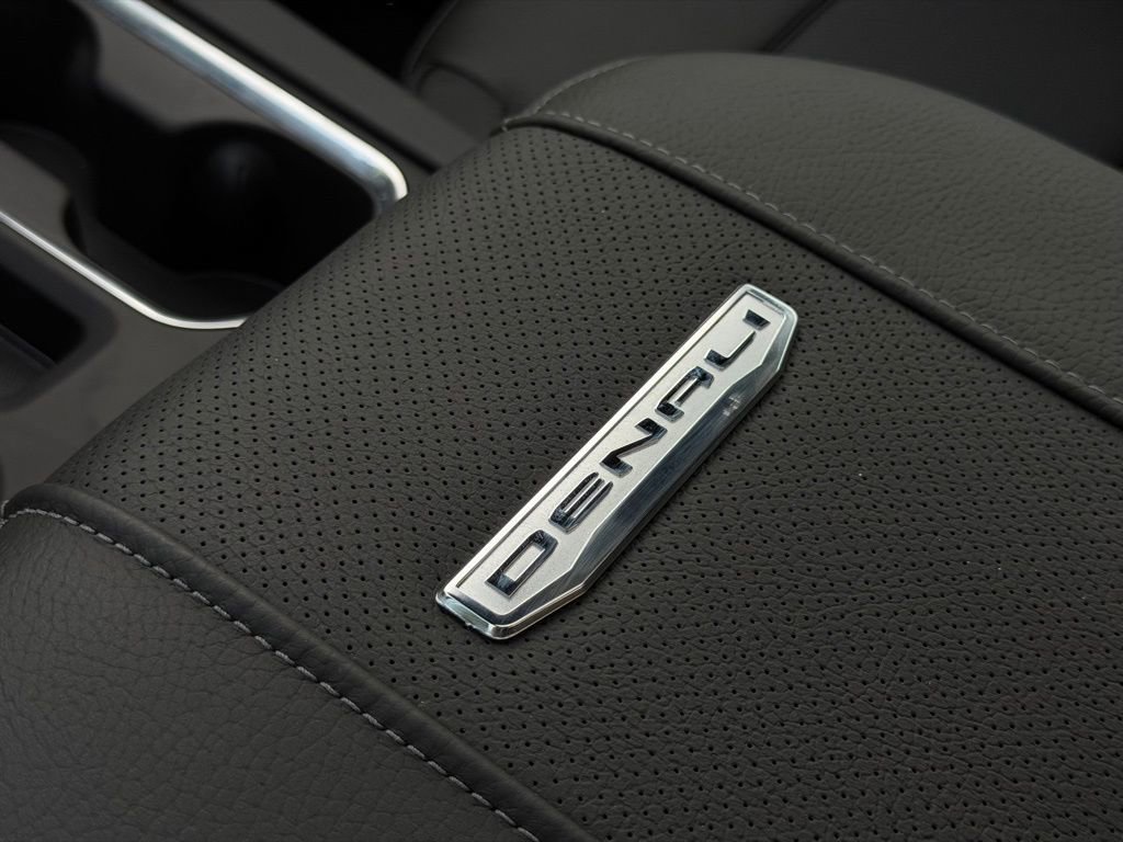 2026 GMC Sierra 3500HD Denali - Photo 21