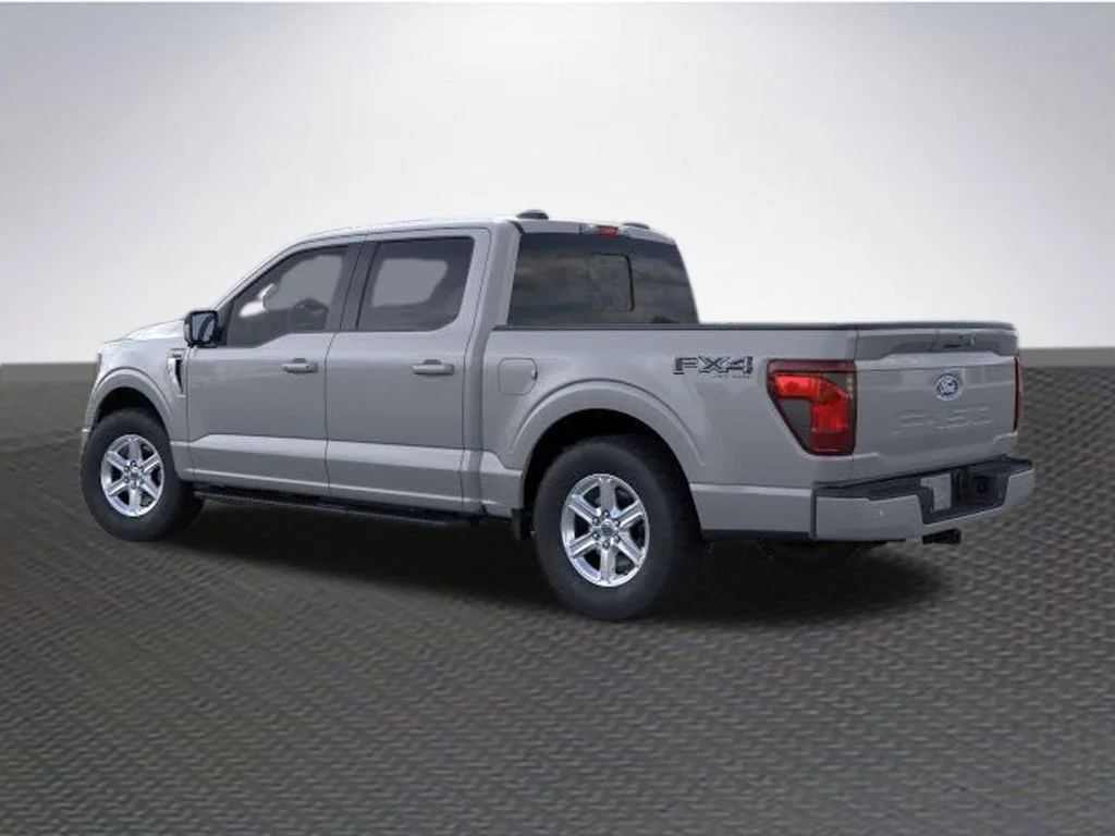 New 2026 Avalanche Ford XLT image 4