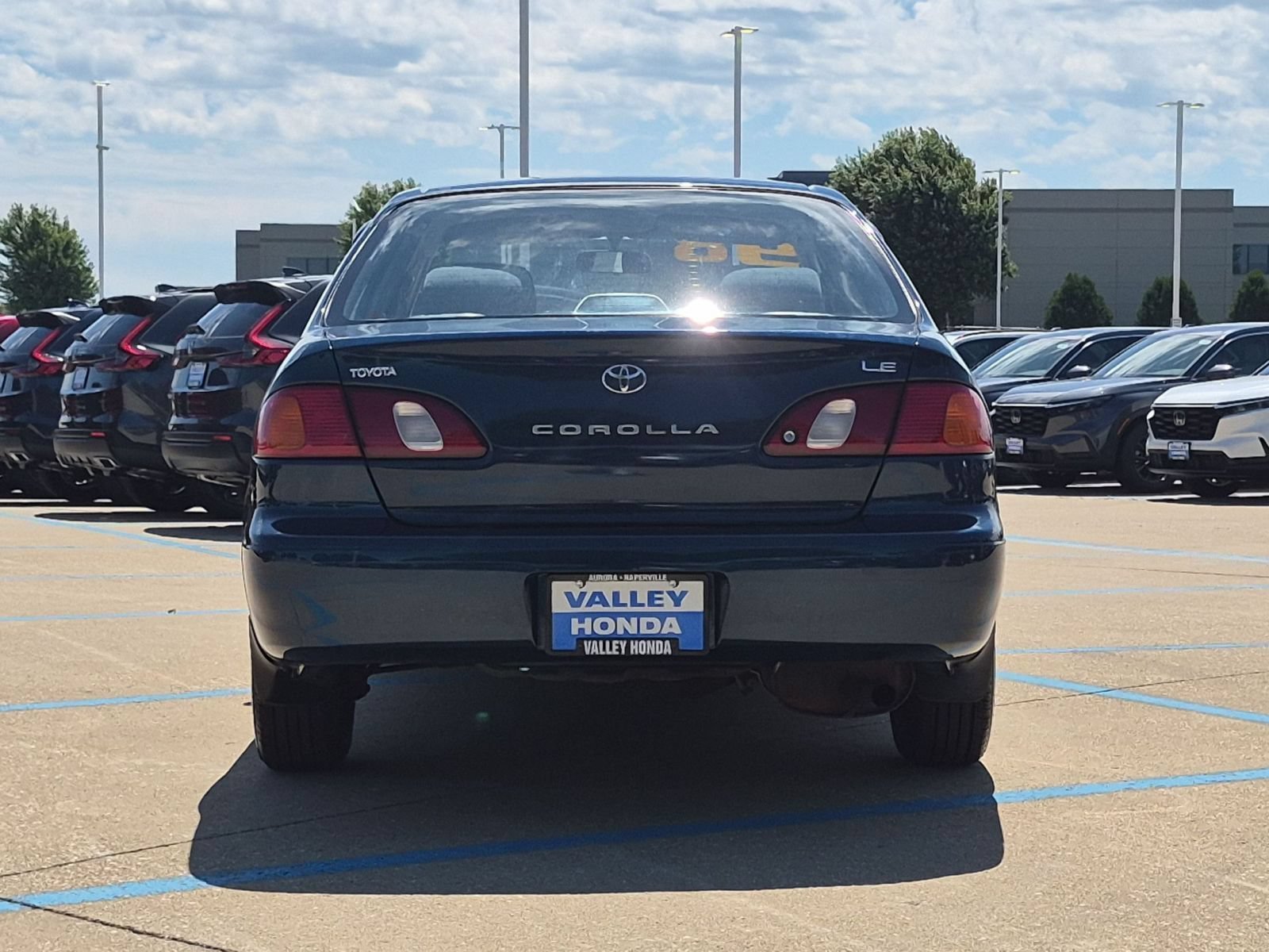 Used 1998 Brilliant Blue Pearl Toyota LE image 7
