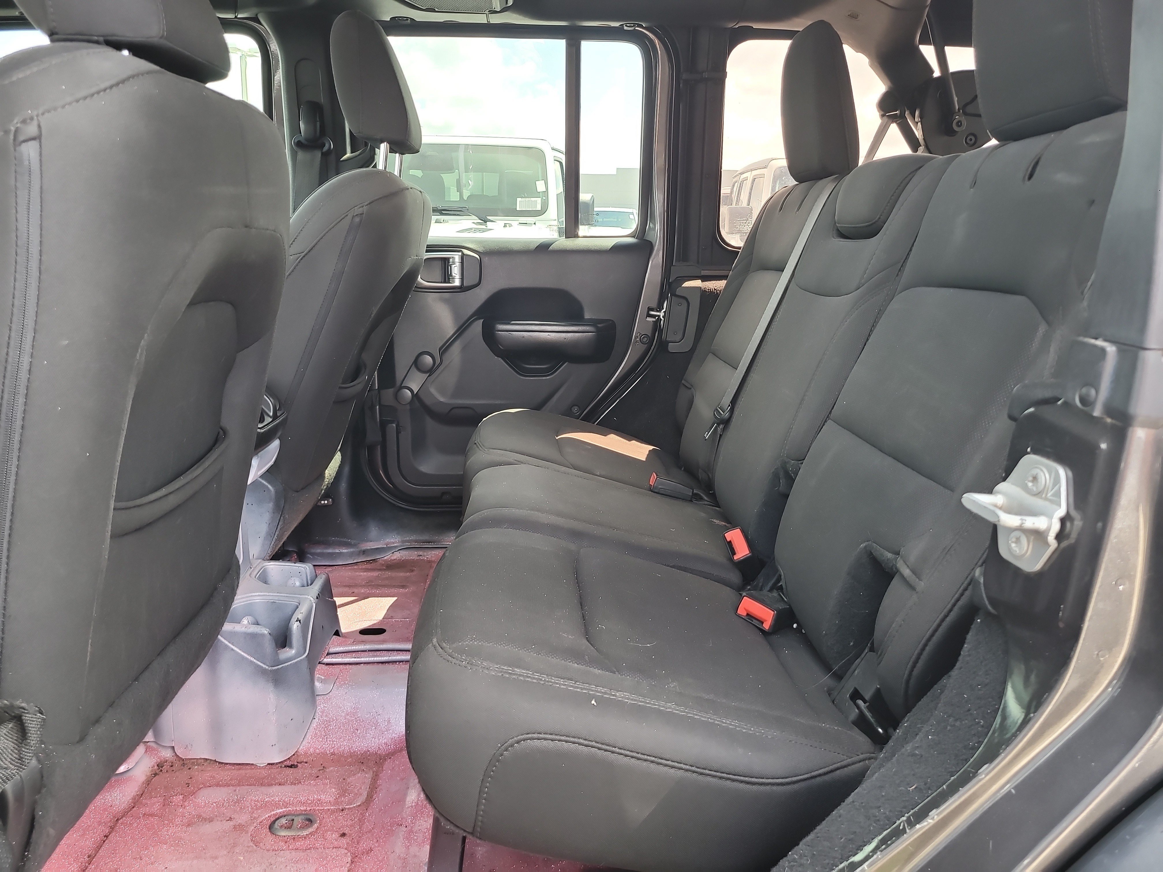 Used 2019 Granite Crystal Metallic Clearcoat Jeep Sport image 11