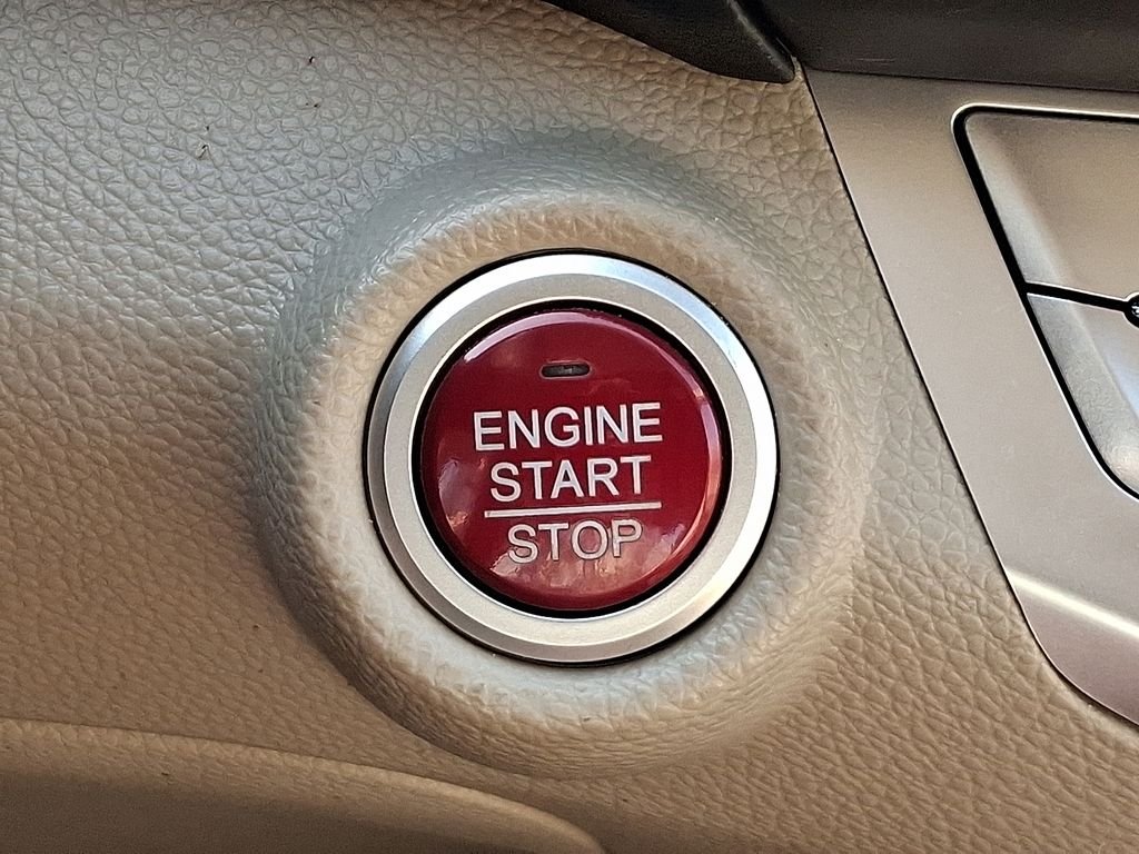 Used 2014 Red Honda EX image 26