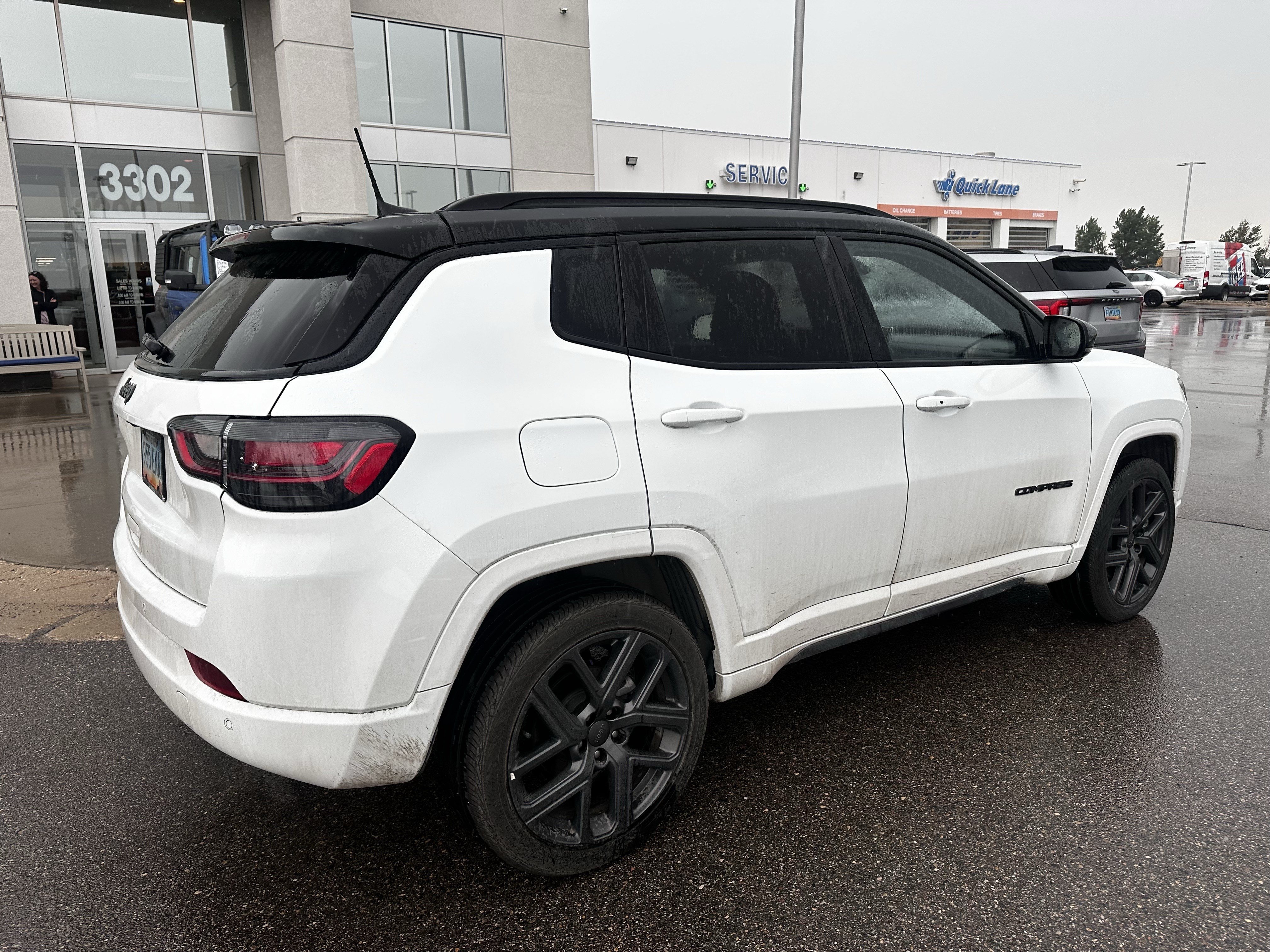 Used 2024 Bright White Clearcoat Jeep Limited image 4