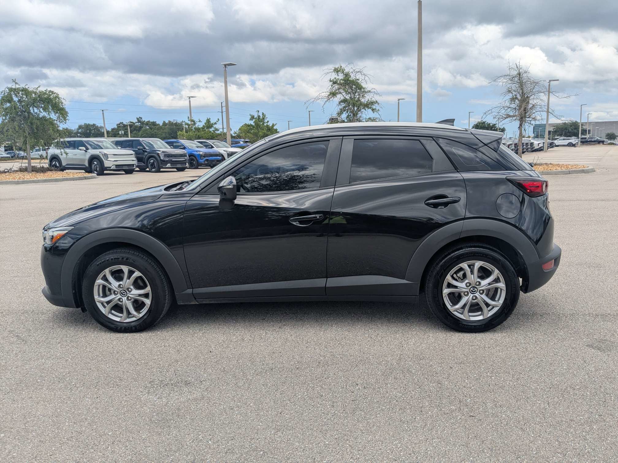 Used 2021 Jet Black Mica Mazda Sport image 8