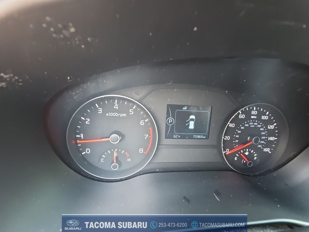 Used 2017 White Kia EX image 14