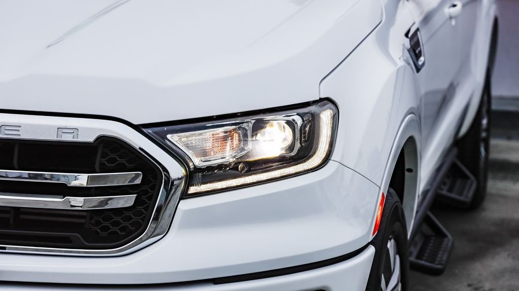Used 2019 Oxford White Ford Lariat image 5