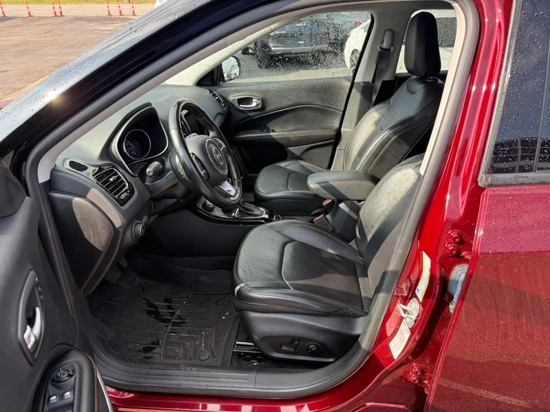 Used 2021 Red Jeep Limited image 9