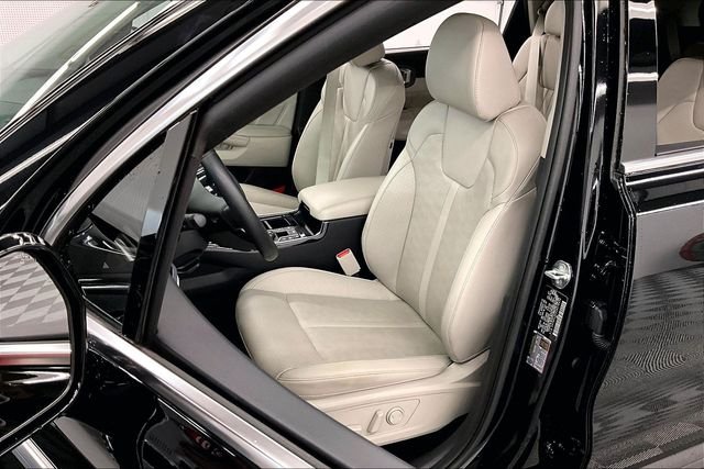2025 Kia Sorento SX - Photo 24