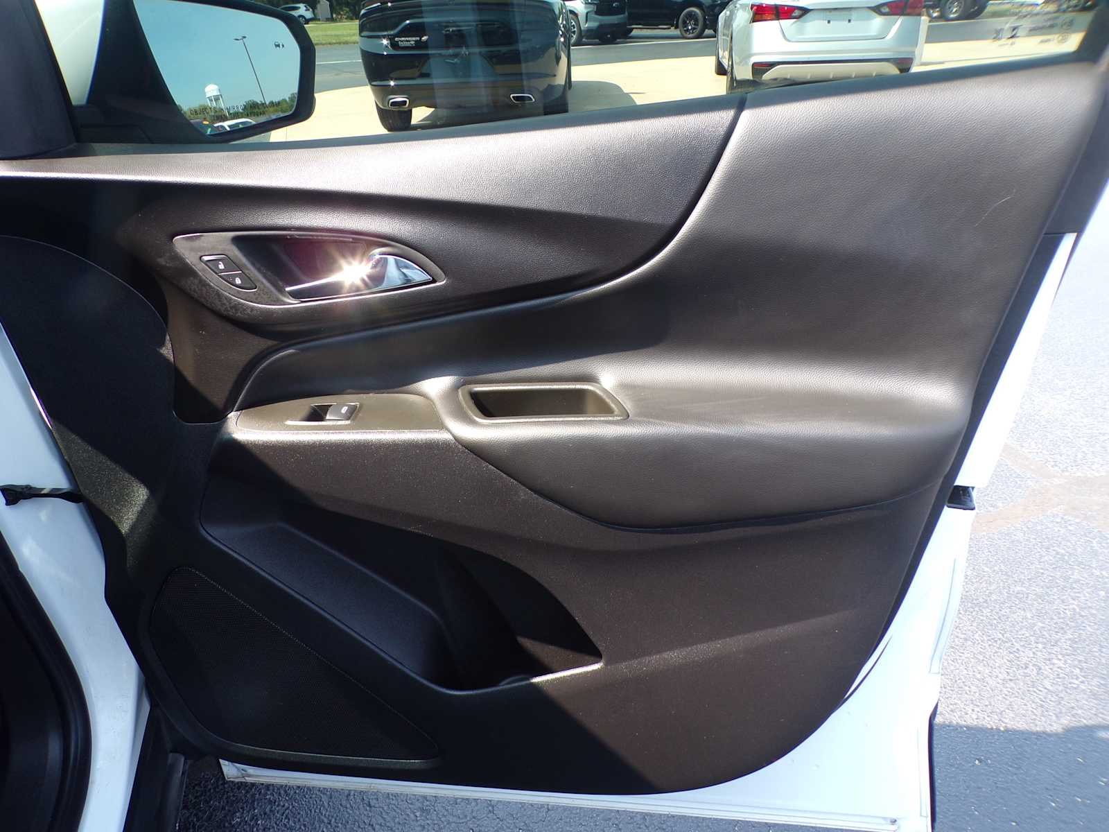 Used 2024 Summit White Chevrolet LT image 16