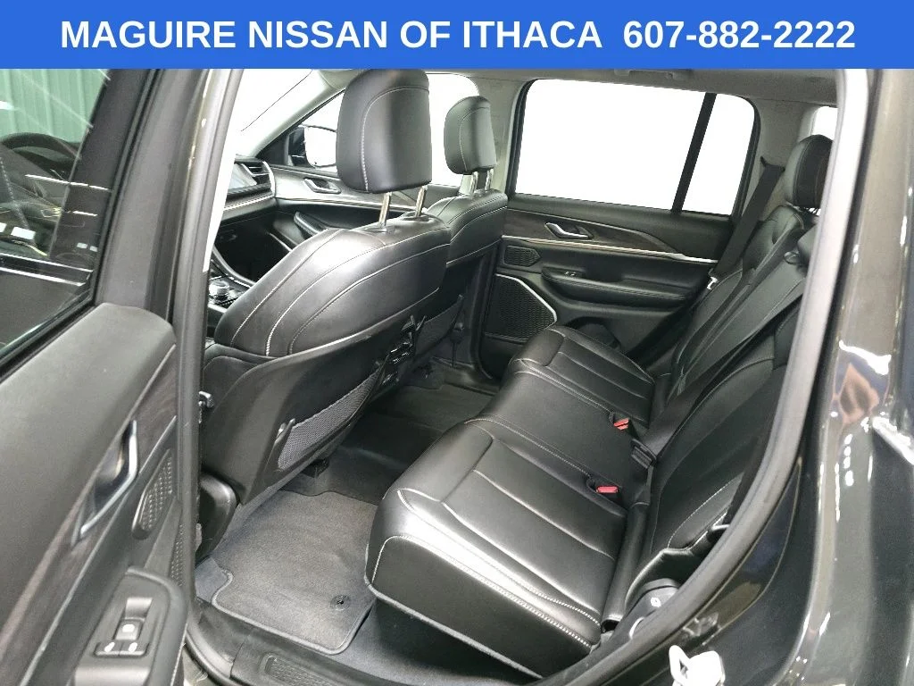 Used 2023 Brown Jeep 4xe image 31