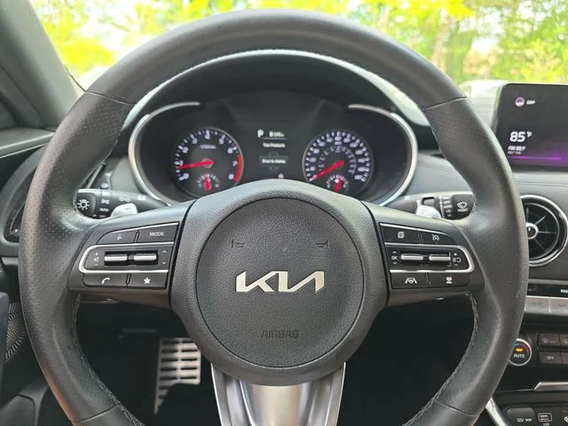 Certified Used 2022 White Kia GT-Line image 18