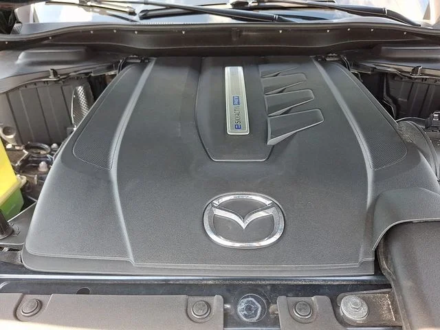Certified Used 2024 Blue Mazda Premium Plus image 30