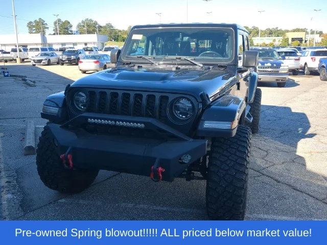 Used 2021 Black Jeep Overland image 6