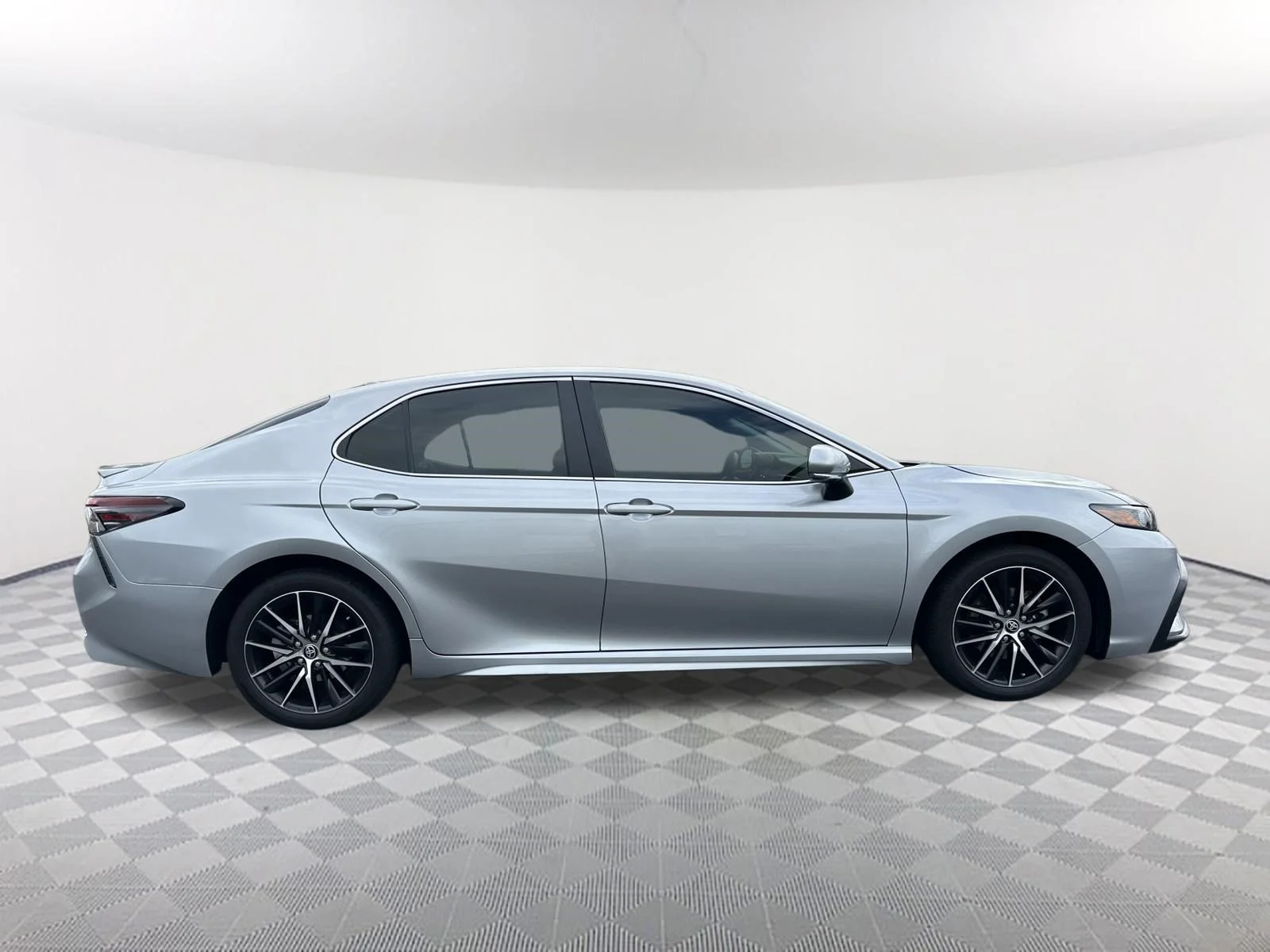 Used 2024 Celestial Silver Metallic Toyota SE image 4