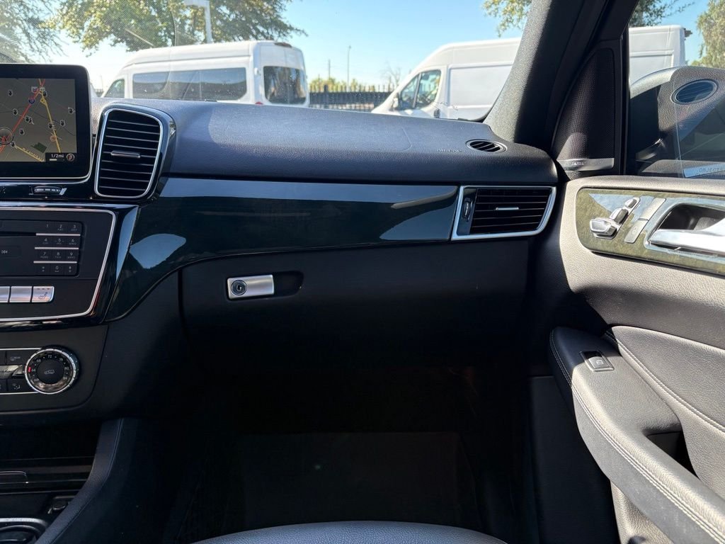 Used 2017 White Mercedes-Benz GLE 350 4MATIC® image 7