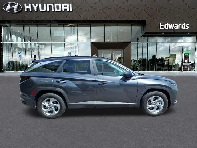 Used 2023 Gray Hyundai SEL image 6