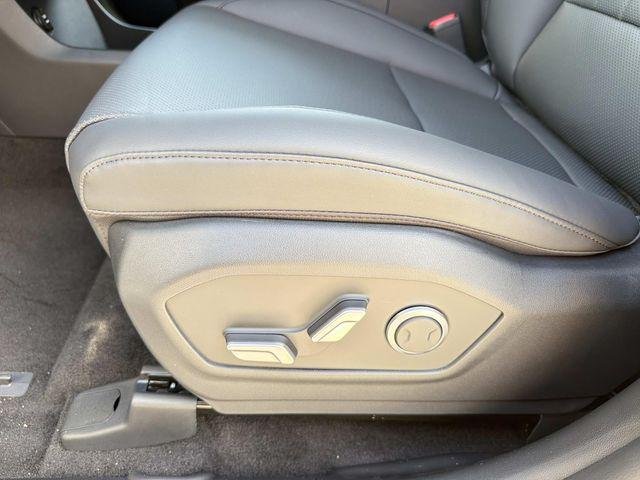 New 2026 Silver Hyundai SEL FWD image 10