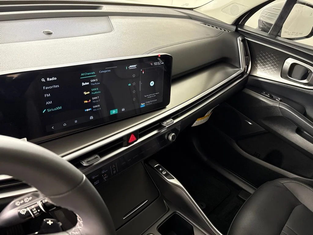 New 2026 Snow White Pearl Kia EX image 36