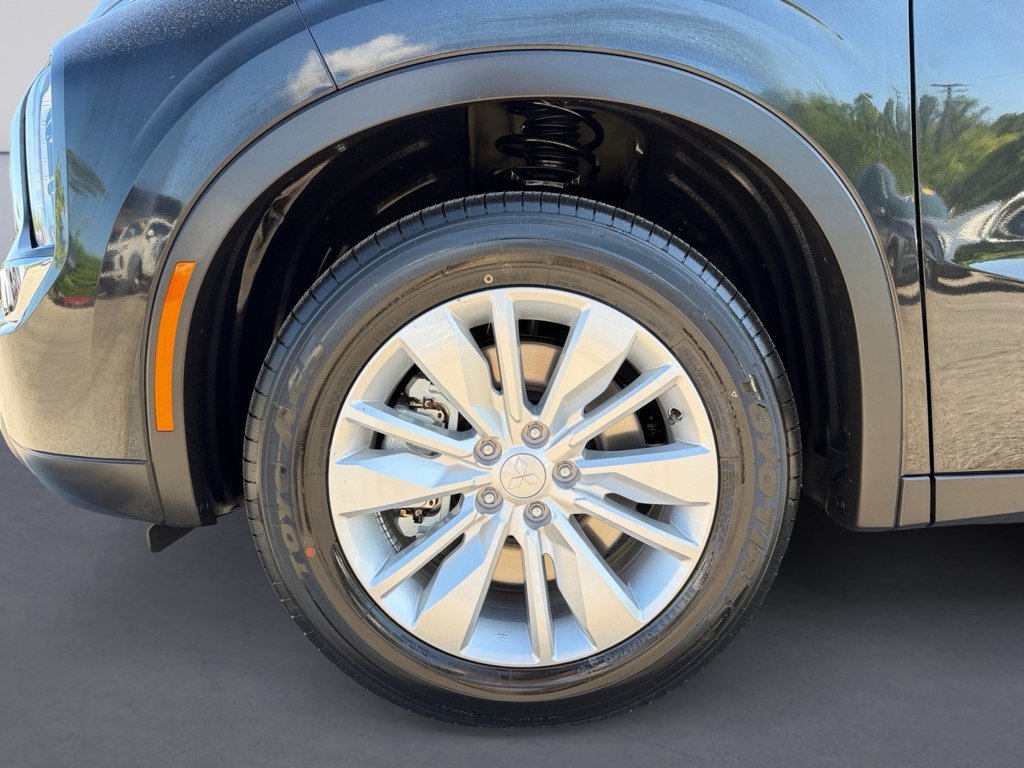 New 2026 Black Diamond Mitsubishi ES 1.5T S-AWC image 9