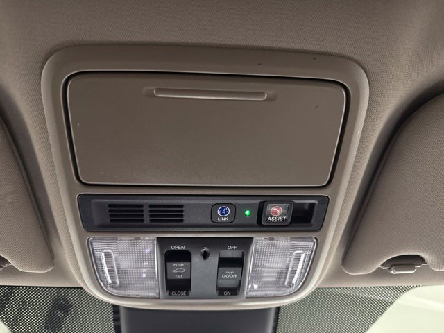 Used 2022 Radiant Red Honda Touring image 48