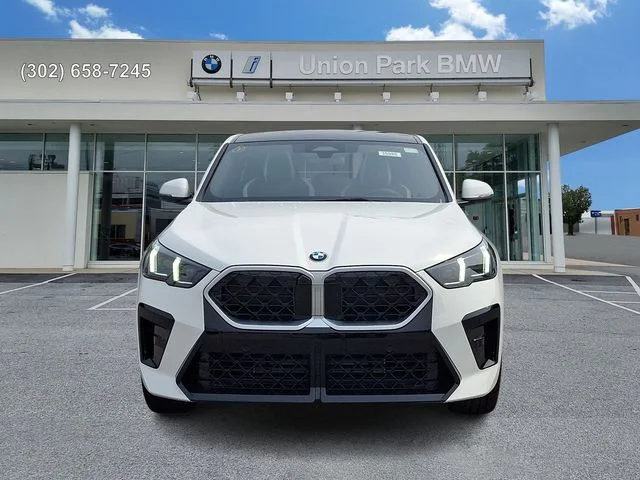 New 2026 Alpine White BMW xDrive28i image 2