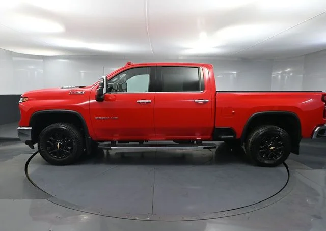 2024 Chevrolet Silverado 2500HD LTZ - Photo 6