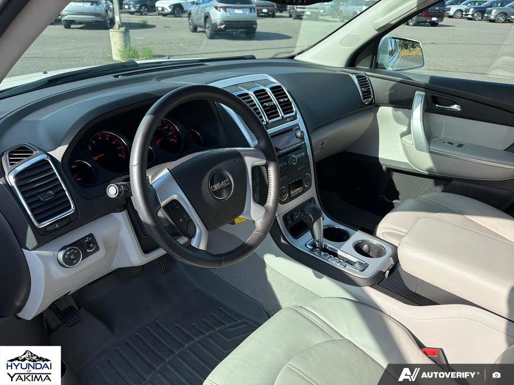Used 2010 Summit White GMC SLT1 image 13