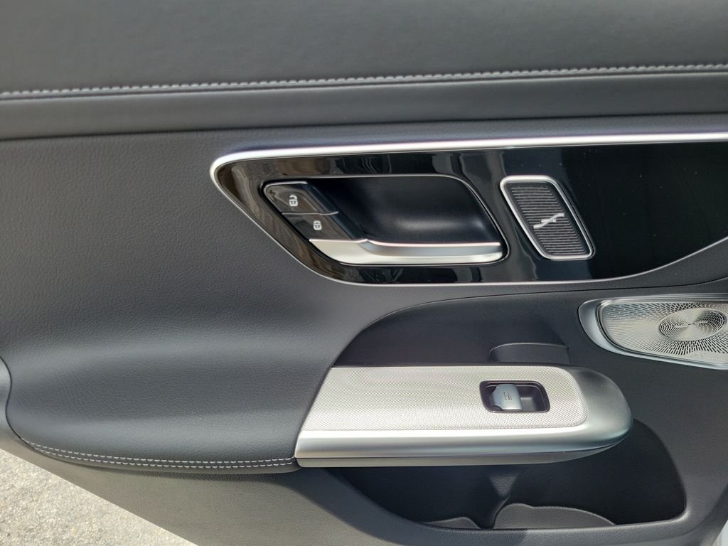 New 2026 Cirrus Silver Metallic Mercedes-Benz GLC 300 image 18