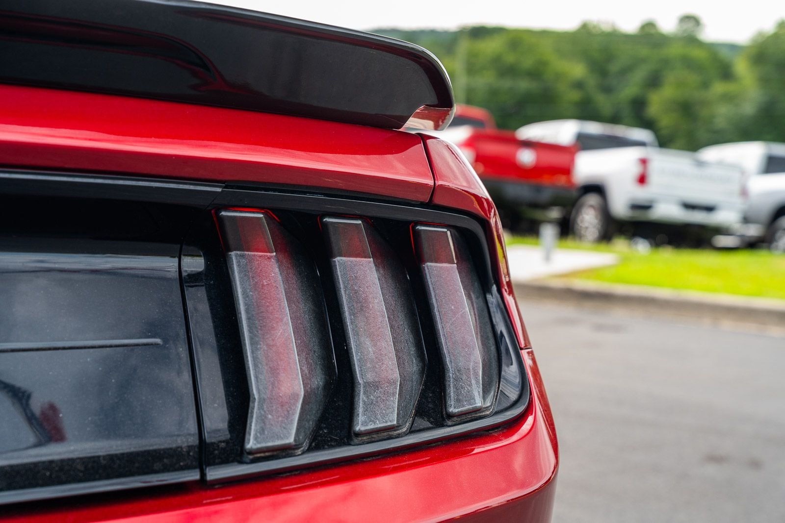 Used 2019 Red Ford GT Premium image 13