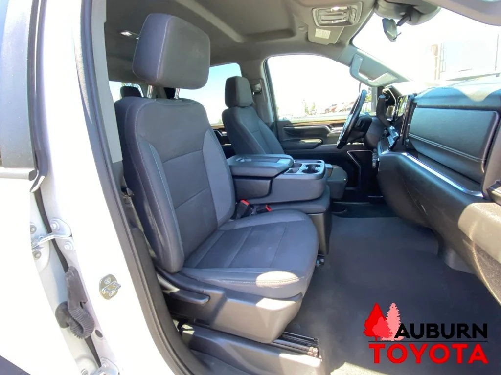 Used 2024 White Chevrolet LT image 16